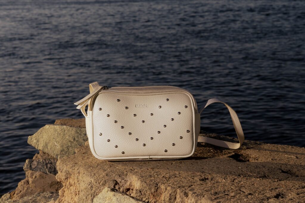 Bolsa Tiracolo Couro Champagne