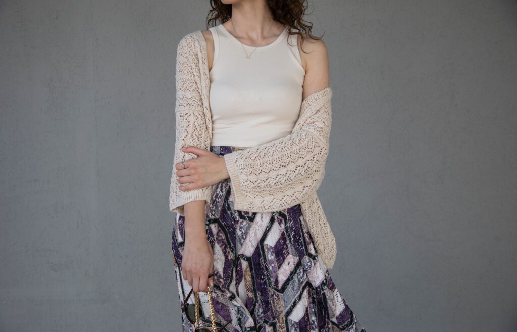 Conjunto Tricô Cardigan e Saia